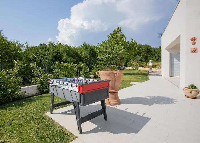 Chiara By Interhome Diminići