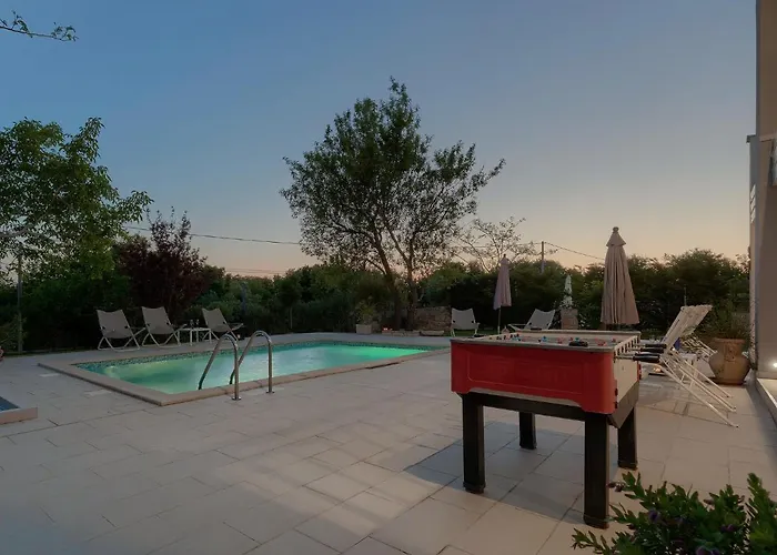 Chiara By Interhome *